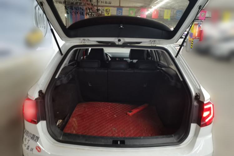 Used Volkswagen C-TREK 2017 230TSI Manual Comfort Version Trunk