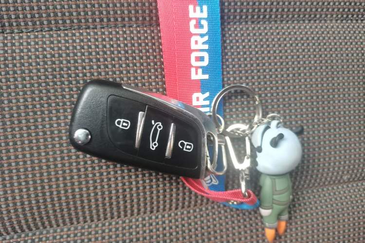 Used Volkswagen C-TREK 2017 1.6L Manual Comfort Model Vehicle Key
