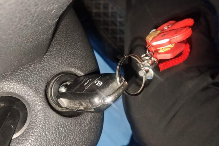 Used Volkswagen C-TREK 2017 230TSI DSG Comfort Version Vehicle Key