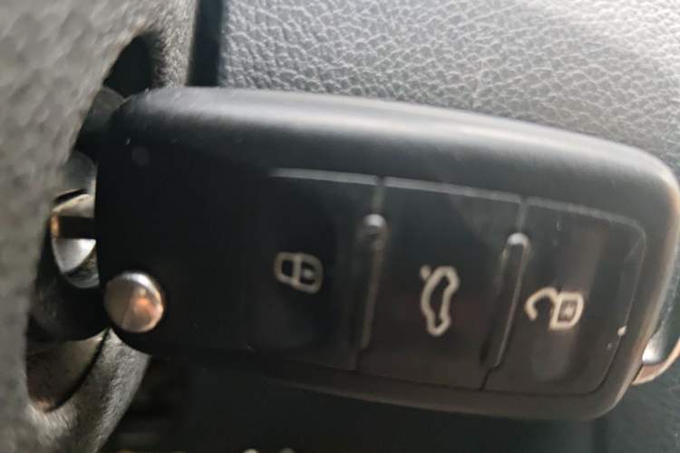 Used Volkswagen C-TREK 2017 1.6L Automatic Comfort Model Vehicle Key