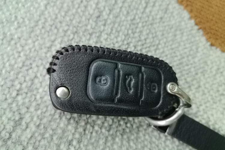 Used Volkswagen C-TREK 2017 1.6L Manual Comfort Model Vehicle Key