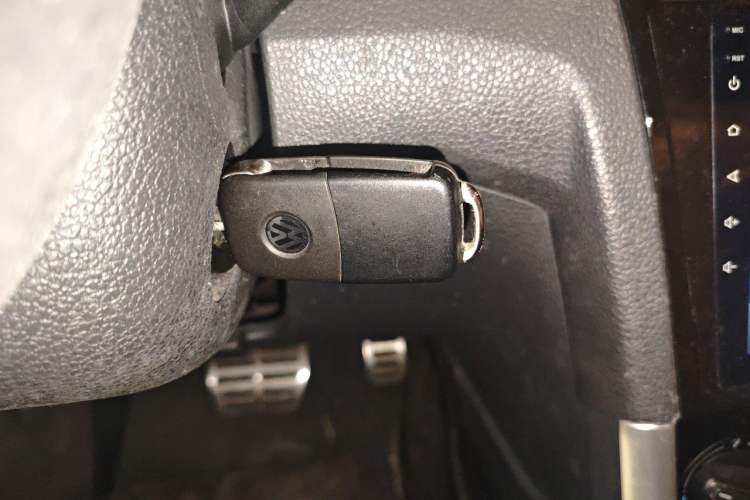 Used Volkswagen C-TREK 2017 1.6L Automatic Comfort Model Vehicle Key