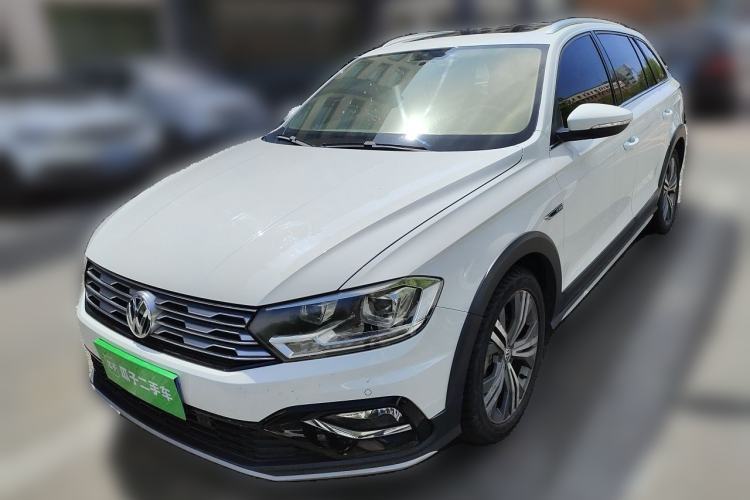 Used Volkswagen C-TREK 2017 230TSI DSG Luxury Model Guazi used car, China used car export, Used car for sale, Used cars, Cheapest cars for sale