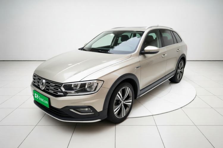 Volkswagen C-TREK 2017 230TSI DSG Luxury Model d’occasion Guazi used car, China used car export, Used car for sale, Used  cars, Cheapest cars for sale