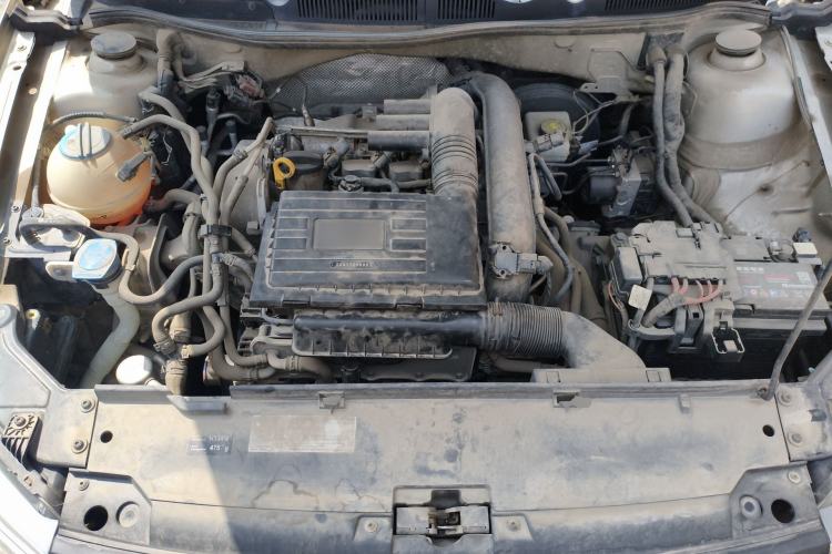 Used Volkswagen C-TREK 2017 230TSI DSG Comfort Version Engine Bay