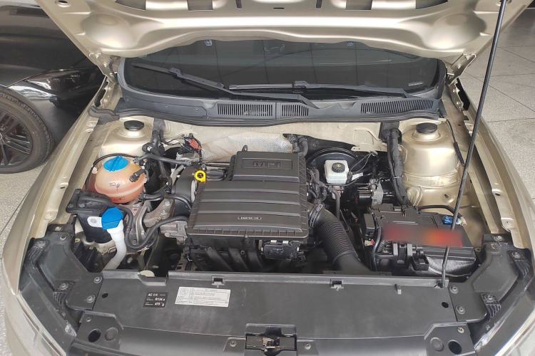Used Volkswagen C-TREK 2017 1.6L Manual Comfort Model Engine Bay
