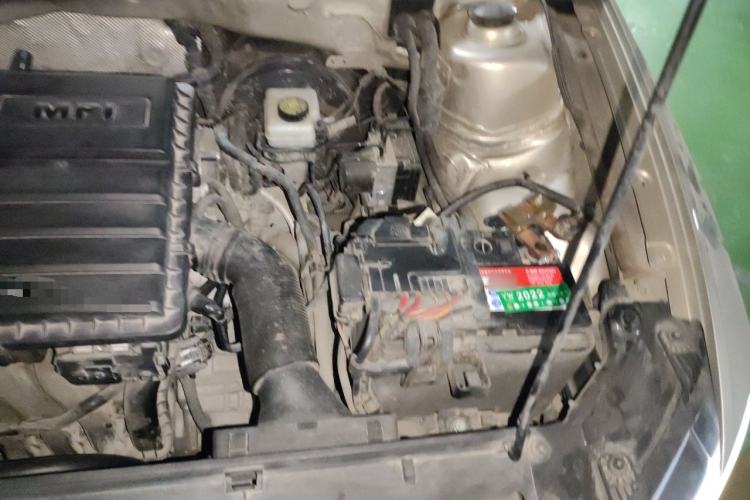 Used Volkswagen C-TREK 2017 1.6L Automatic Comfort Model Engine Bay Left