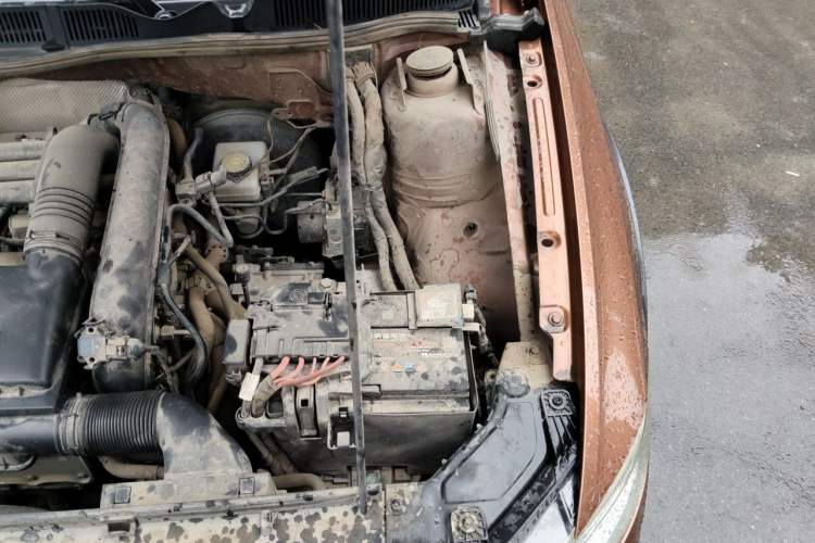 Used Volkswagen C-TREK 2017 230TSI DSG Luxury Model Engine Bay Left