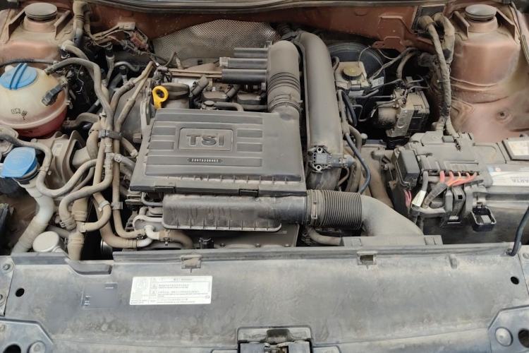 Used Volkswagen C-TREK 2017 230TSI DSG Luxury Model Engine Bay
