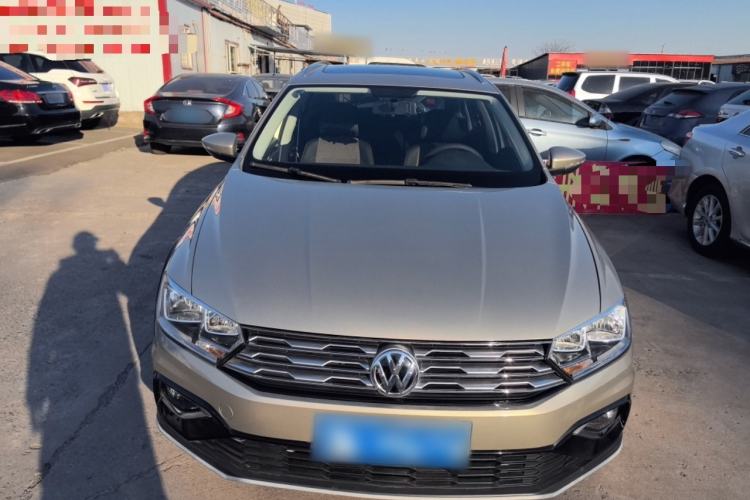 Used Volkswagen C-TREK 2017 1.6L Automatic Comfort Model Exterior 1