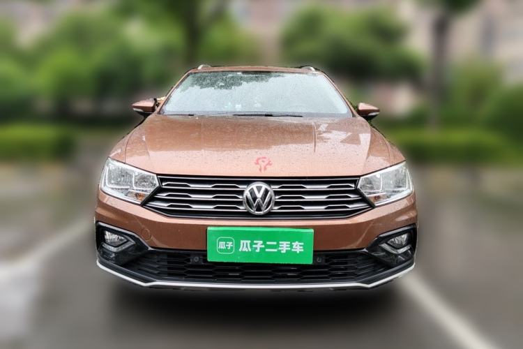 Used Volkswagen C-TREK 2017 230TSI DSG Luxury Model Front