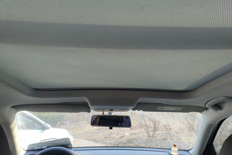 Used Volkswagen C-TREK 2017 1.6L Automatic Comfort Model Headliner