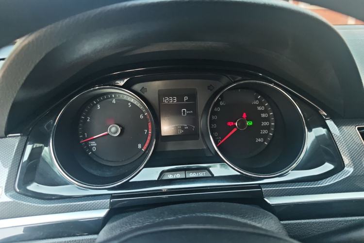 Used Volkswagen C-TREK 2017 1.6L Automatic Comfort Model Instrument Cluster