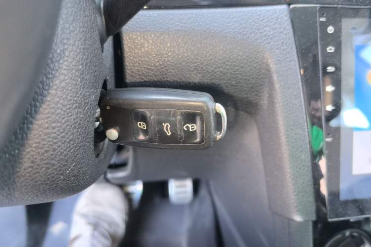 Used Volkswagen C-TREK 2017 230TSI DSG Comfort Version Interior 1