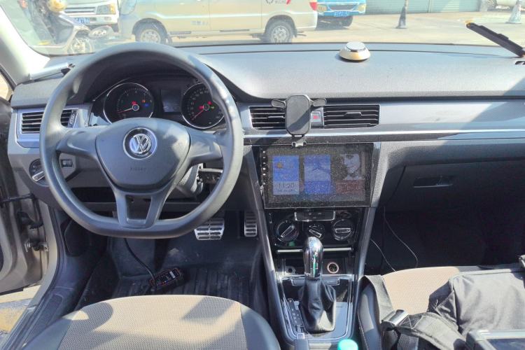 Used Volkswagen C-TREK 2017 230TSI DSG Comfort Version Interior 2
