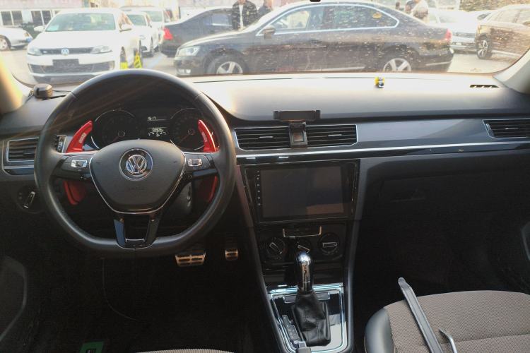 Used Volkswagen C-TREK 2017 1.6L Automatic Comfort Model Interior 2