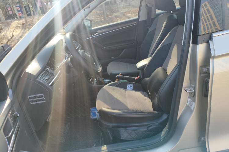 Used Volkswagen C-TREK 2017 1.6L Automatic Comfort Model Left Front Seat