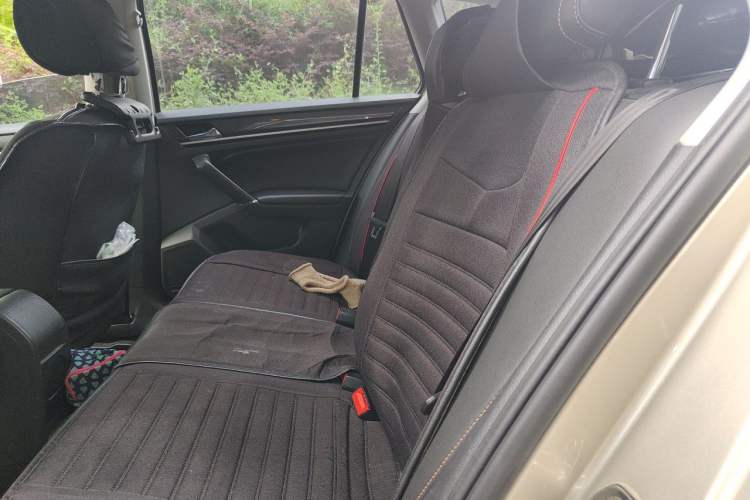 Used Volkswagen C-TREK 2017 1.6L Automatic Comfort Model Left Rear Seat