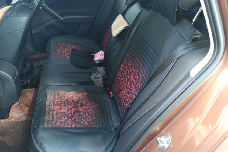 Used Volkswagen C-TREK 2017 230TSI DSG Comfort Version Left Rear Seat
