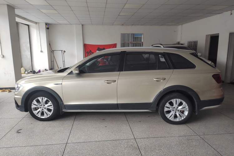 Used Volkswagen C-TREK 2017 1.6L Manual Comfort Model Left Side