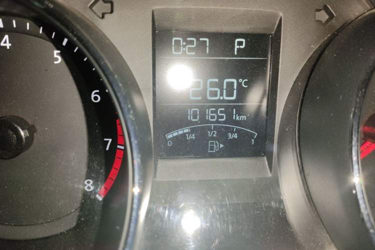 Used Volkswagen C-TREK 2017 1.6L Automatic Comfort Model Odometer Close Up