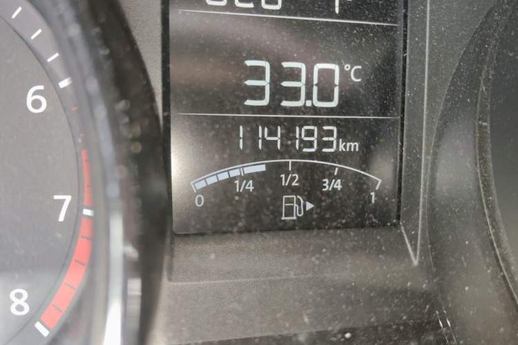 Used Volkswagen C-TREK 2017 1.6L Automatic Comfort Model Odometer Close Up