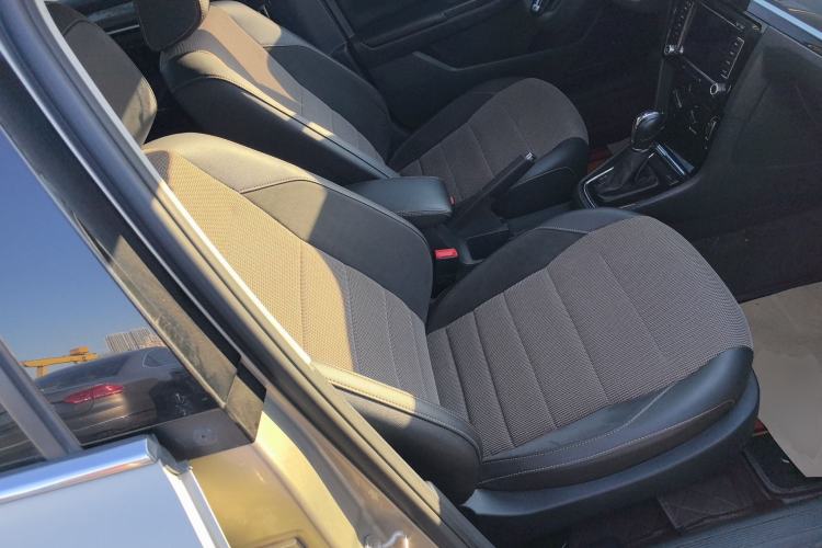Used Volkswagen C-TREK 2017 1.6L Automatic Comfort Model Right Front Seat
