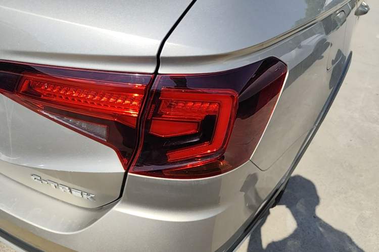 Used Volkswagen C-TREK 2017 1.6L Automatic Comfort Model Right Rear Taillight