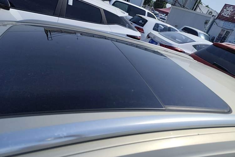 Used Volkswagen C-TREK 2017 1.6L Automatic Comfort Model Roof