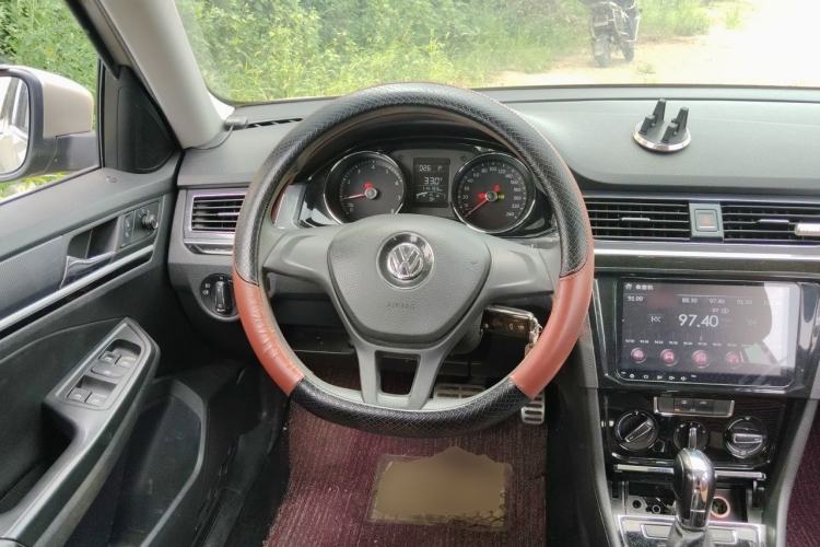 Used Volkswagen C-TREK 2017 1.6L Automatic Comfort Model Steering Wheel