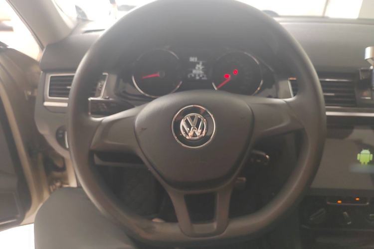 Used Volkswagen C-TREK 2017 1.6L Manual Comfort Model Steering Wheel