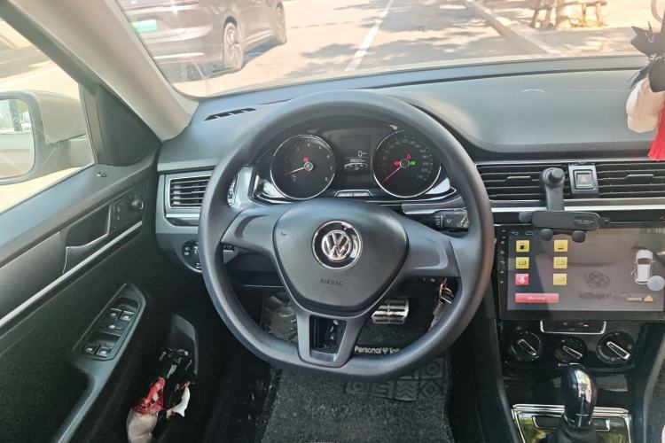 Used Volkswagen C-TREK 2017 1.6L Automatic Comfort Model Steering Wheel