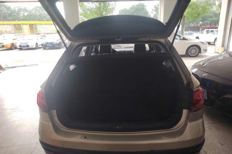 Used Volkswagen C-TREK 2017 1.6L Manual Comfort Model Trunk
