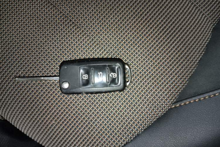 Used Volkswagen C-TREK 2017 1.6L Automatic Comfort Model Vehicle Key