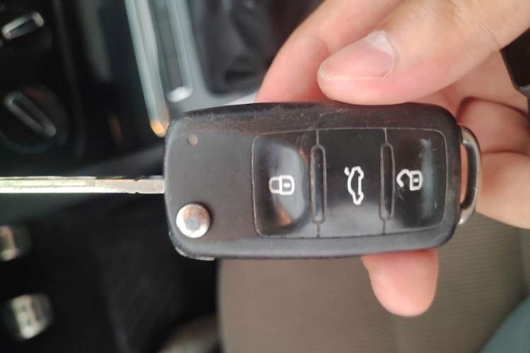 Used Volkswagen C-TREK 2017 1.6L Manual Comfort Model Vehicle Key