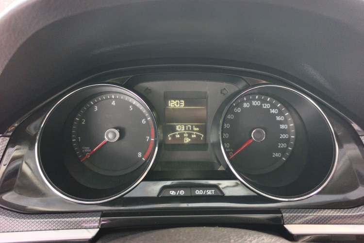 Used Volkswagen C-TREK 2018 1.5L Automatic Comfort Model Instrument Cluster