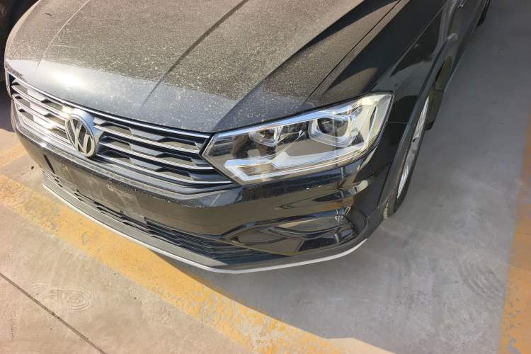 Used Volkswagen C-TREK 2018 1.5L Automatic Comfort Model Left Front Headlight