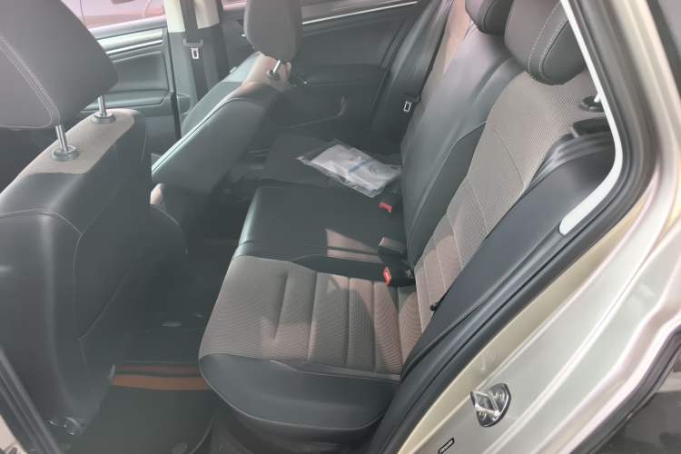 Used Volkswagen C-TREK 2018 1.5L Automatic Comfort Model Left Rear Seat