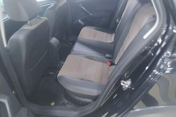 Used Volkswagen C-TREK 2018 1.5L Automatic Comfort Model Left Rear Seat