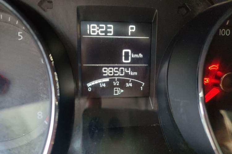 Used Volkswagen C-TREK 2018 1.5L Automatic Comfort Model Odometer Close Up