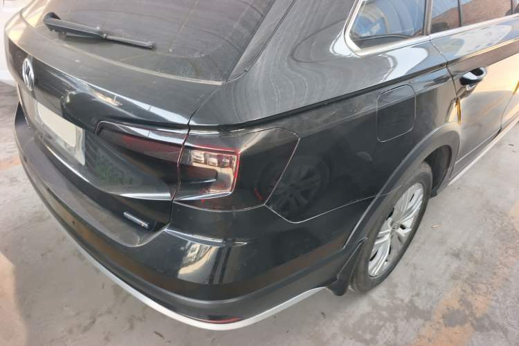 Used Volkswagen C-TREK 2018 1.5L Automatic Comfort Model Right Rear Taillight