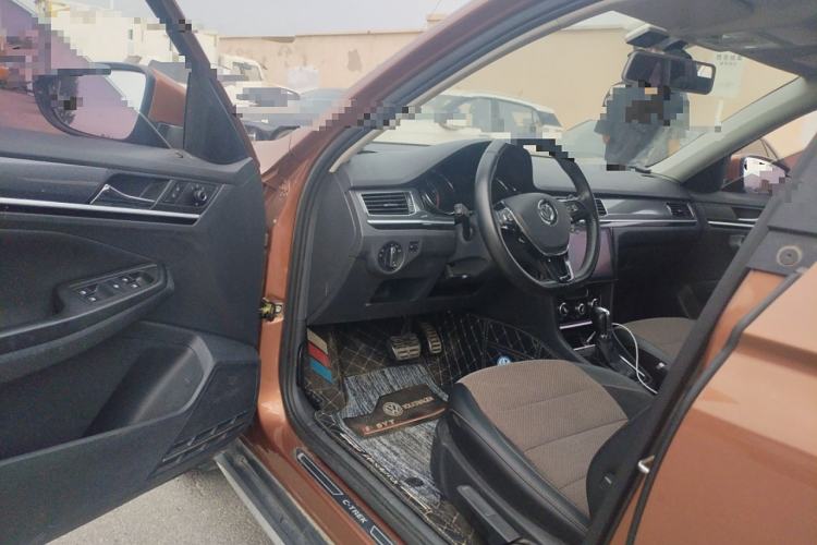 Used Volkswagen C-TREK 2018 1.5L Automatic Comfort Model Driver Seat