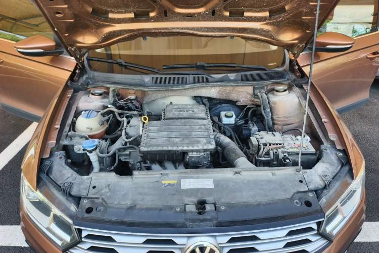 Used Volkswagen C-TREK 2018 1.5L Automatic Comfort Model Engine Bay