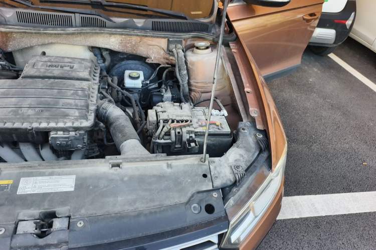 Used Volkswagen C-TREK 2018 1.5L Automatic Comfort Model Engine Bay Left