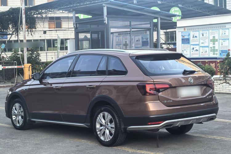 Used Volkswagen C-TREK 2018 1.5L Automatic Comfort Model Exterior 3