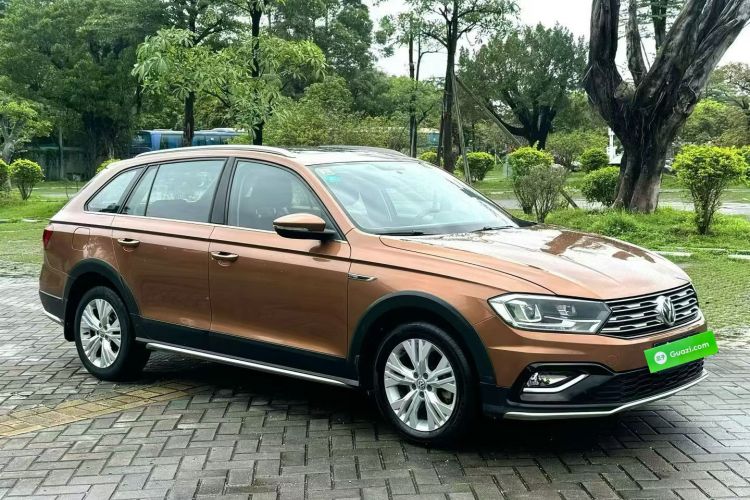 Used Volkswagen C-TREK 2018 1.5L Automatic Comfort Model Exterior 4