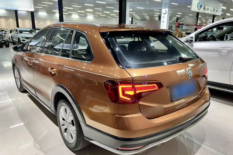 Used Volkswagen C-TREK 2018 1.5L Automatic Comfort Model Exterior 4