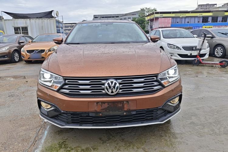 Used Volkswagen C-TREK 2018 1.5L Automatic Comfort Model Front