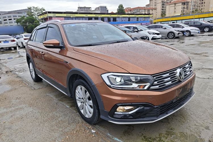 Used Volkswagen C-TREK 2018 1.5L Automatic Comfort Model Front Right 45 Deg