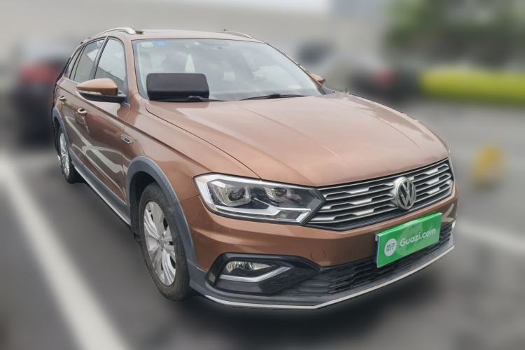 Used Volkswagen C-TREK 2018 1.5L Automatic Comfort Model Front Right 45 Deg